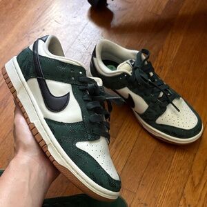 Level SS/New -Nike Wmns Dunk Low 'Green Snake